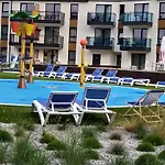 Bel Mare Patio And Garden C108 דירה *