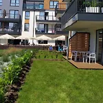 דירה Bel Mare Patio And Garden C108 מידזיזדרויה