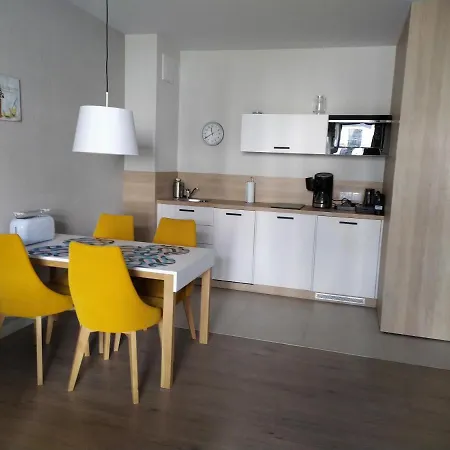 アパート Bel Mare Patio And Garden C108 *