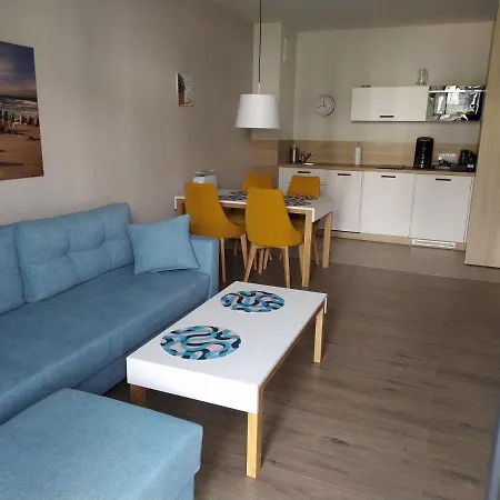 アパート Bel Mare Patio And Garden C108 ミエンジズドロイェ