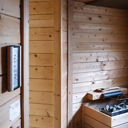 アパート Bel Mare Patio And Garden C108